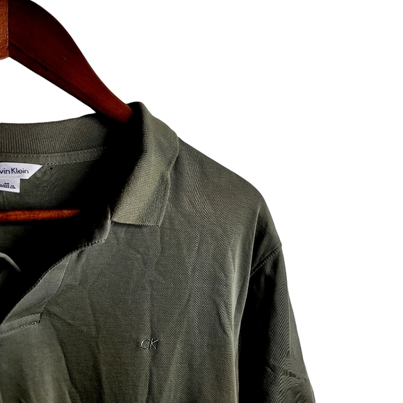 Calvin Klein Soft Knit Polo Shirt. Perfect Condition! - Picture 3 of 5